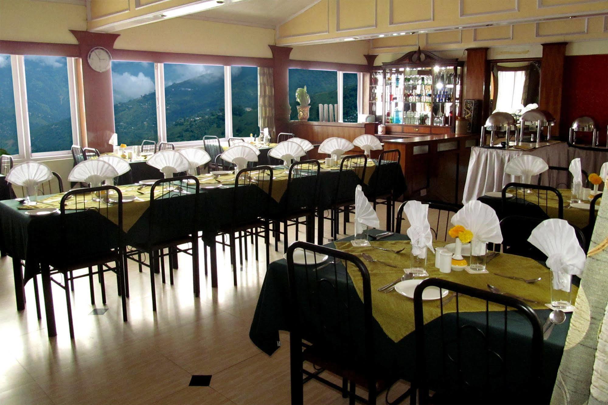 Central Nirvana Darjeeling  Buitenkant foto
